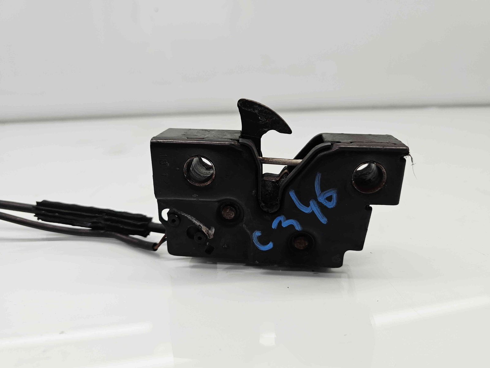 Broasca capota Volkswagen Polo (6R) [Fabr 2009-2016] OEM - imagine 3