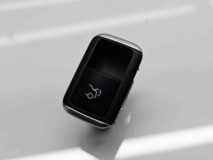  Buton deschidere portbagaj Mercedes Clasa C Coupe (C204) Facelift AMG [Fabr 2011-2015] A2129059200