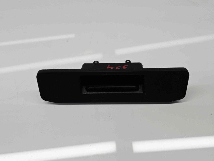  Buton deschidere portbagaj Mercedes Clasa A (W176) [Fabr 2012-2018] A1667500493