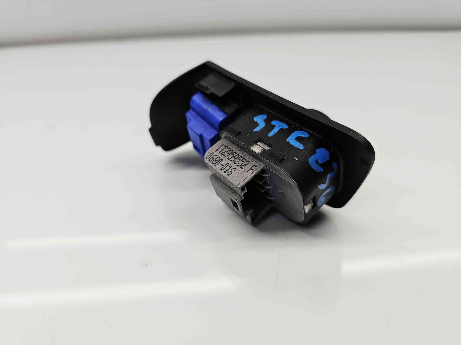 Buton reglaj oglinzi Volkswagen Caddy 3 (2KA, 2KH) [Fabr 2004-2010] 1T2959552F - imagine 3