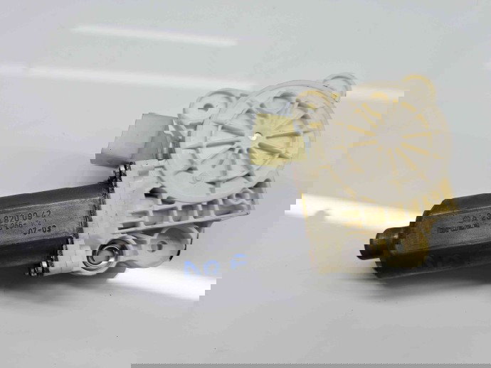 Motoras geam dreapta fata Mercedes Clasa CLK (C209) [Fabr 2002-2009] A2308200942