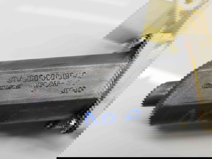 Motoras geam dreapta fata Mercedes Clasa CLK (C209) [Fabr 2002-2009] A2308200942