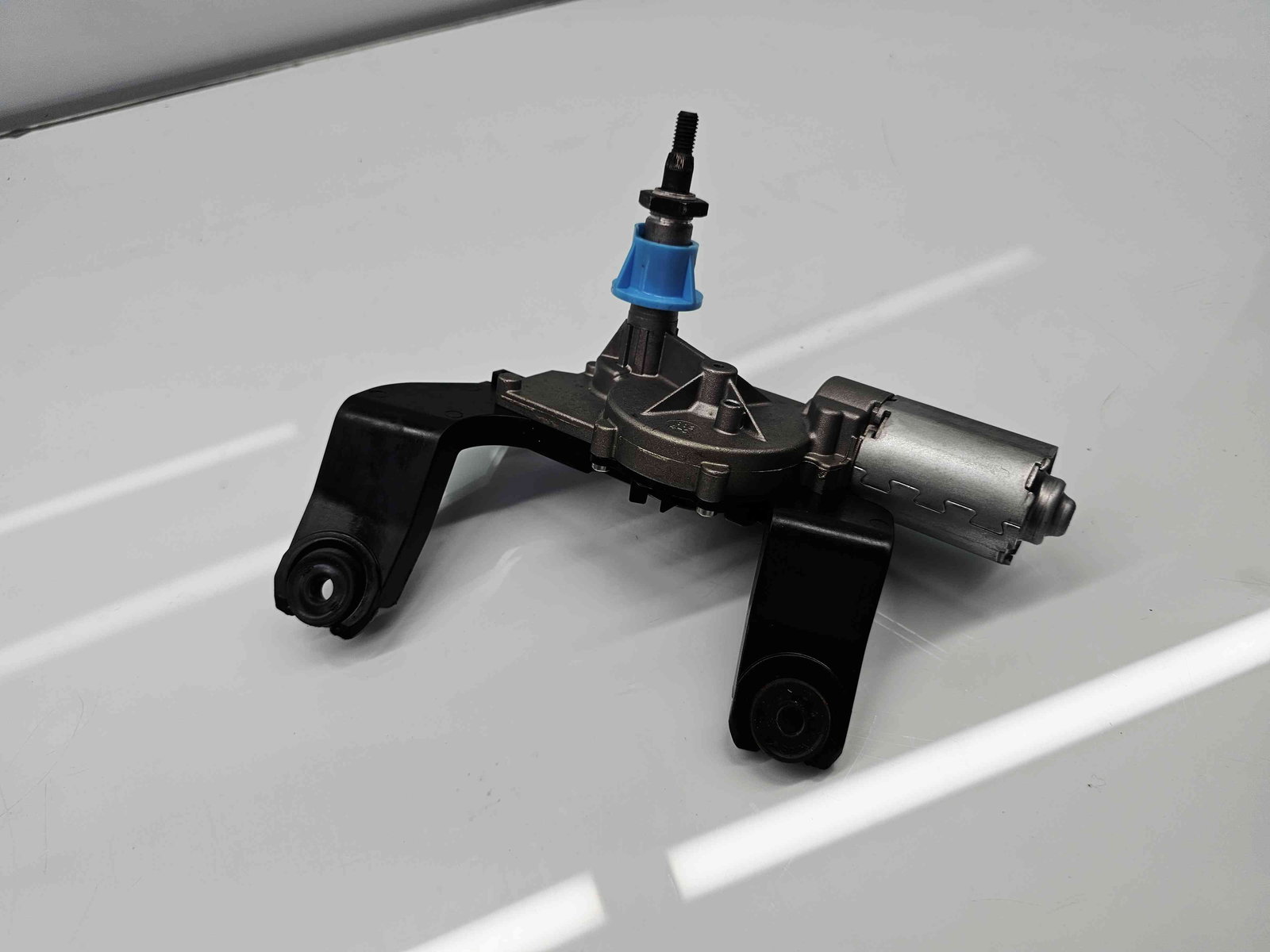 Motoras stergator haion Hyundai ix35 (LM) [Fabr 2010-2017] 98700-1H300 - imagine 3