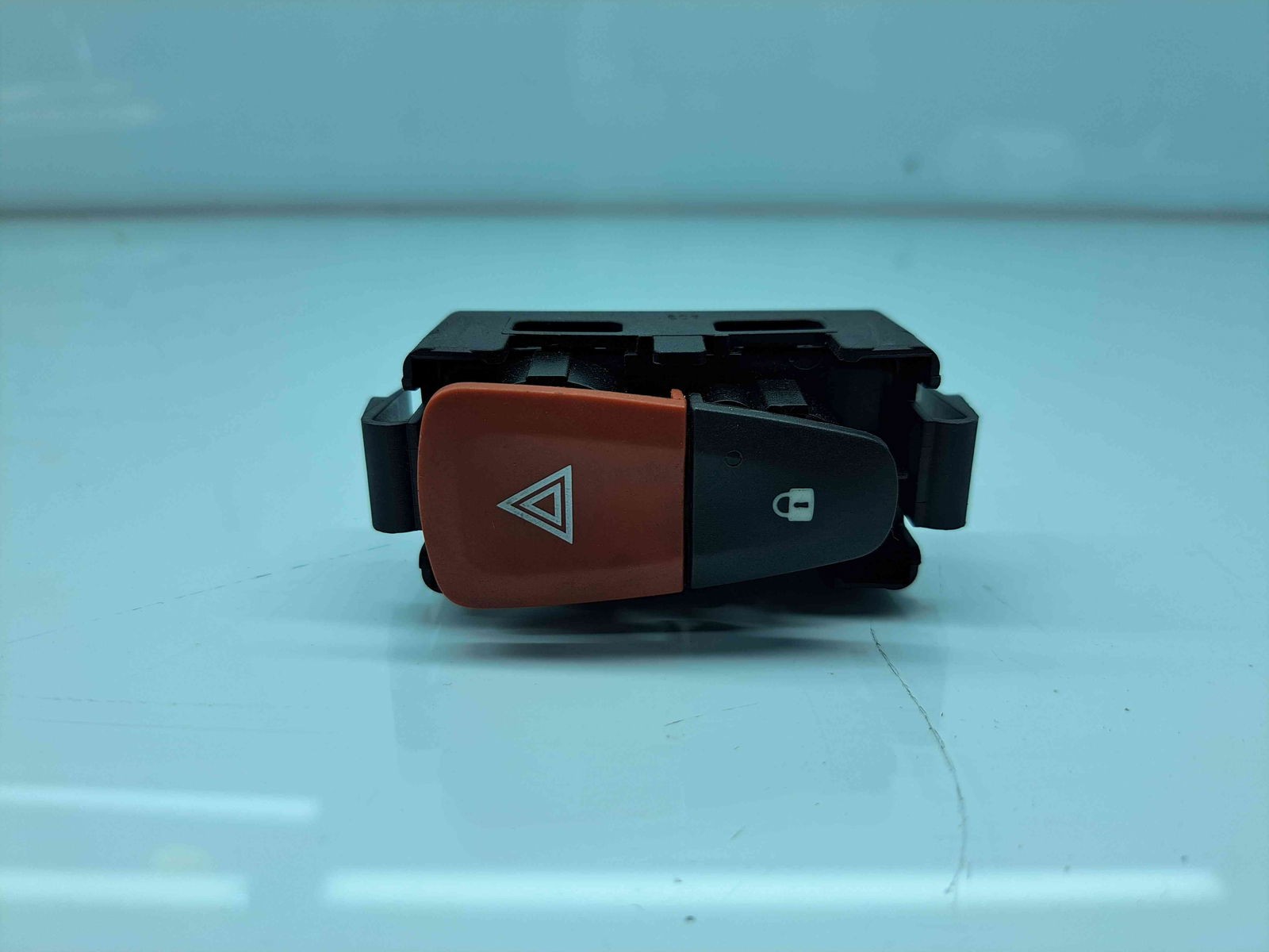 Buton avarii Renault Scenic 3 [Fabr 2009-2015] 252100001R - imagine 1