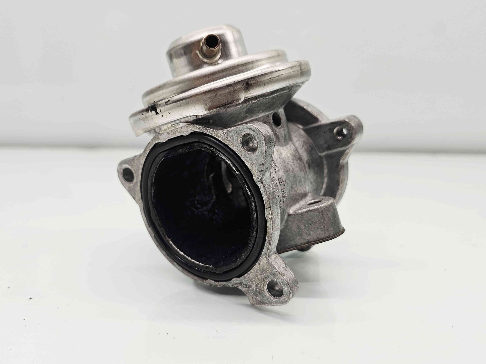 Supapa EGR Volkswagen Polo (9N) [Fabr 2001-2008] 045131501K 1.4 TDI BNV 59KW / 80CP - imagine 4