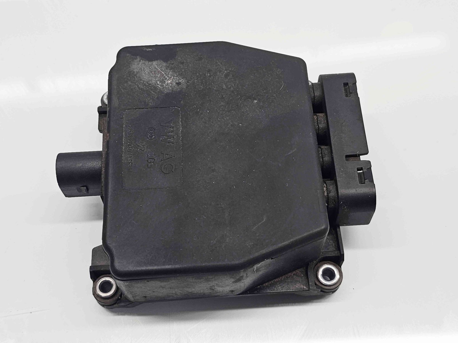 Distribuitor vacuum Volkswagen Polo (9N) [Fabr 2001-2008] 6Q0906625F 1.4 TDI BNV 59KW / 80CP