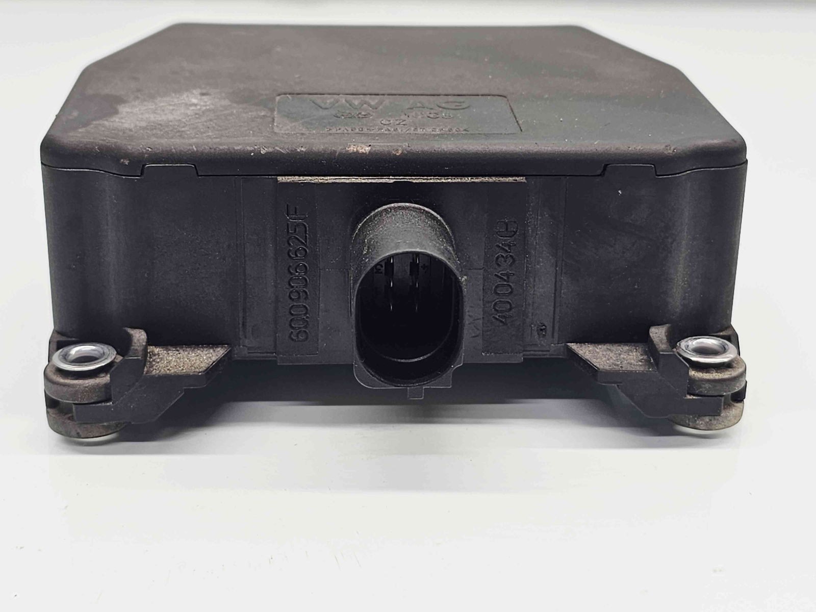 Distribuitor vacuum Volkswagen Polo (9N) [Fabr 2001-2008] 6Q0906625F 1.4 TDI BNV 59KW / 80CP - imagine 4