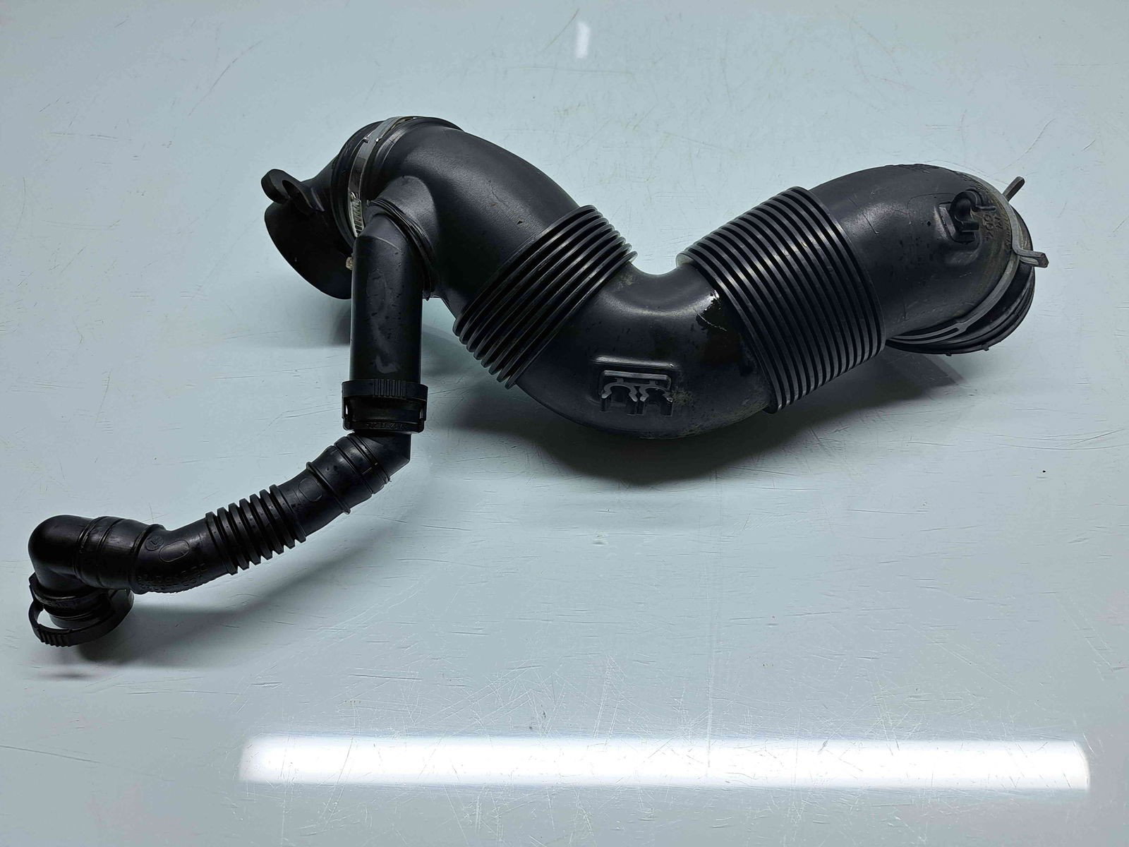 Tub admisie aer AUDI A3 (8P1) [Fabr 2003-2012] 3C0129654M 1.9 TDI BLS 77KW / 105CP - imagine 1