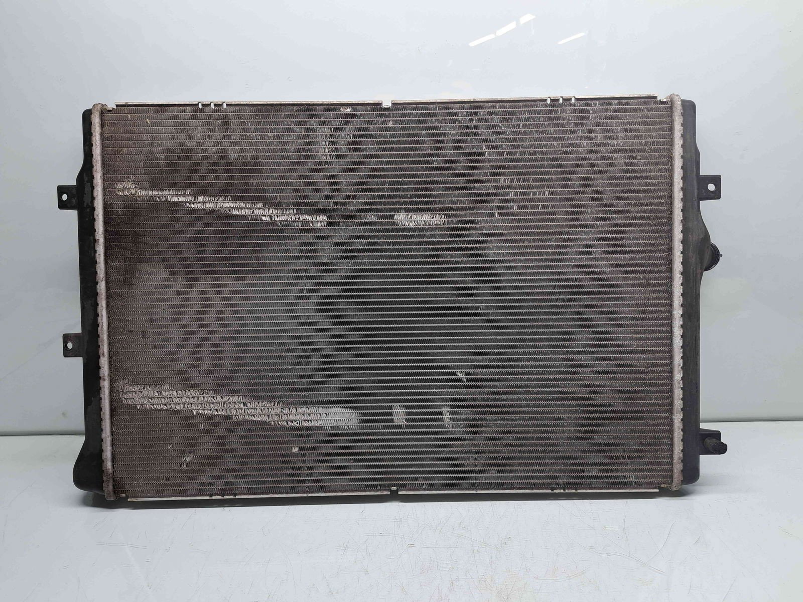 Radiator apa Volkswagen Passat B7 (362) [Fabr 2010-2014] 3C0121253BC 2.0 TDI CFFB 103KW / 140CP