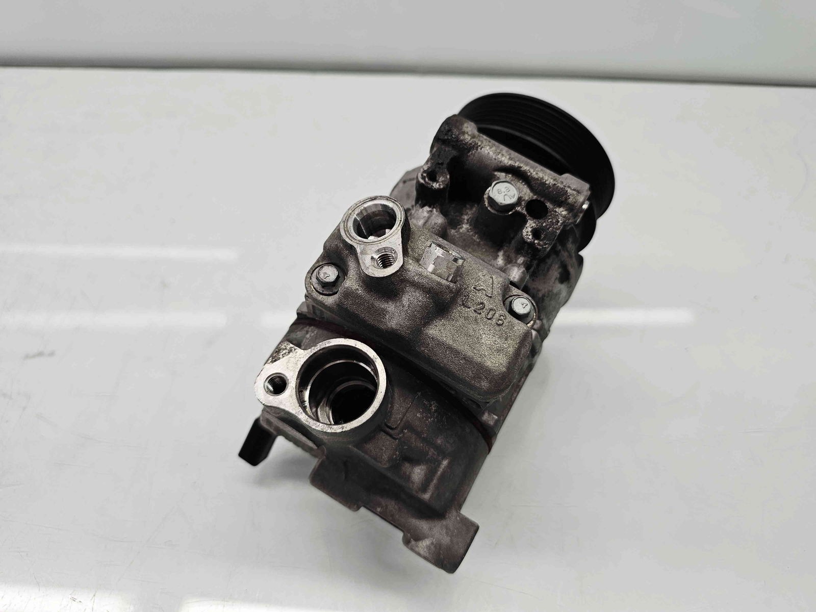 Compresor clima AUDI A5 (8T3) [Fabr 2007-2015] 8K0260805L 2.0 TDI CAGA 105KW / 143CP - imagine 3