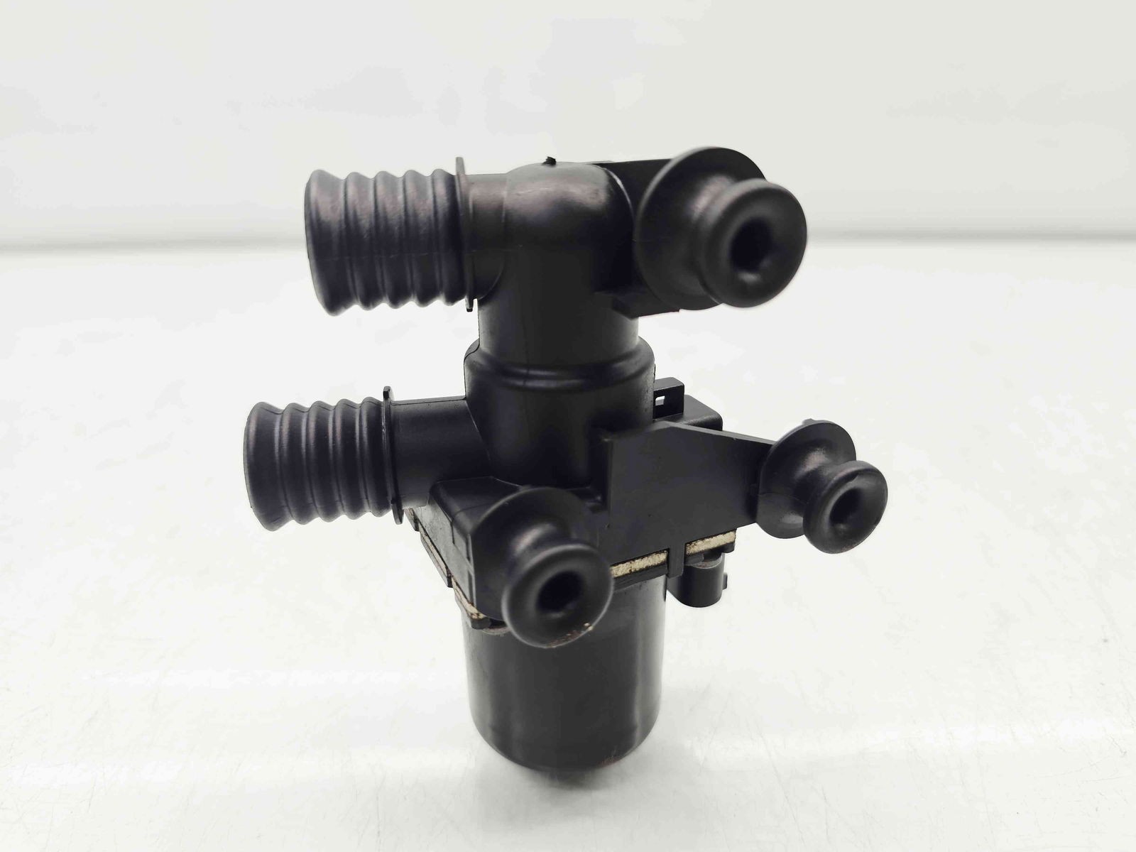 Pompa recirculare apa Bmw 3 (E90) [Fabr 2005-2011] 6920226 2.0 N47D 130KW / 177CP - imagine 3