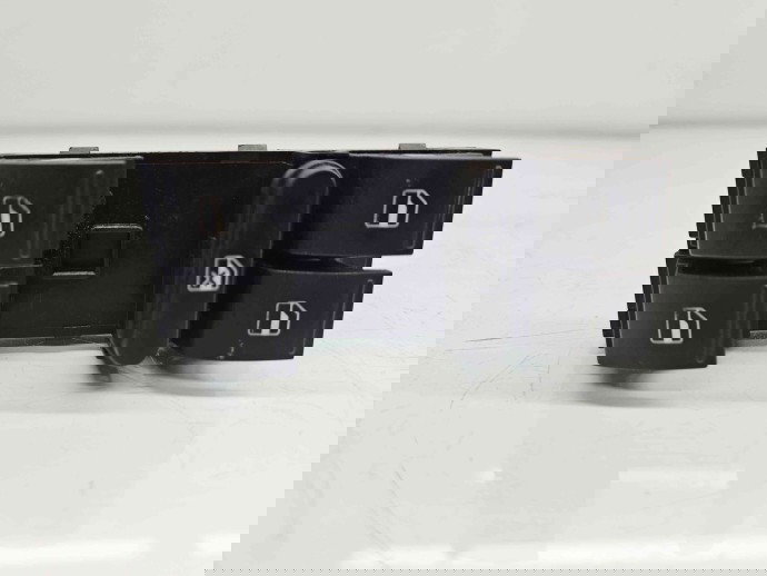  Butoane comanda geamuri sofer  Volkswagen Passat B6 (3C2) [Fabr 2005-2010] 1K4959857A