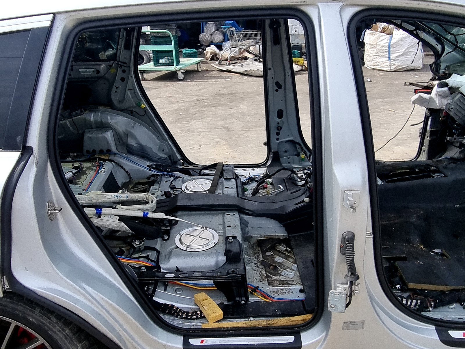 Cheder usa dreapta spate AUDI Q7 (4LB) [Fabr 2006-2014] 3.0 TDI CASA 176KW / 240CP