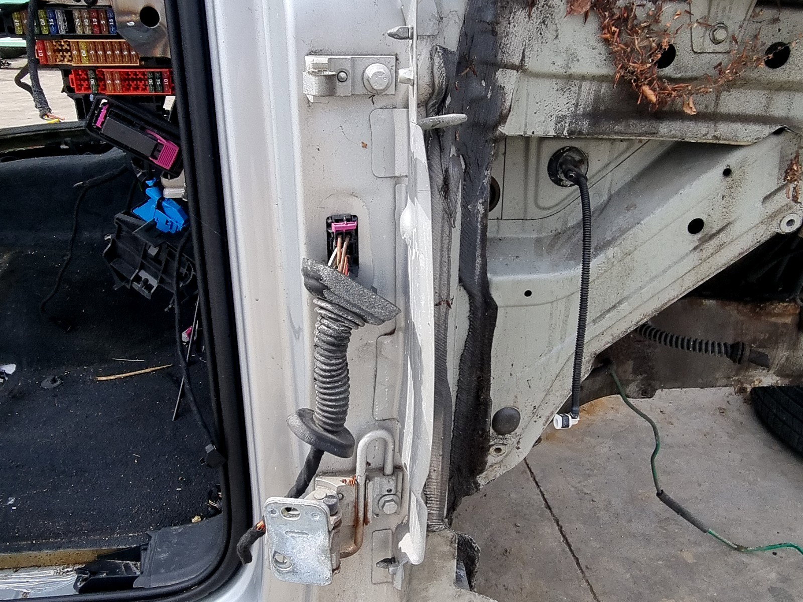 Set balamale usa dreapta fata AUDI Q7 (4LB) [Fabr 2006-2014] 3.0 TDI CASA 176KW / 240CP