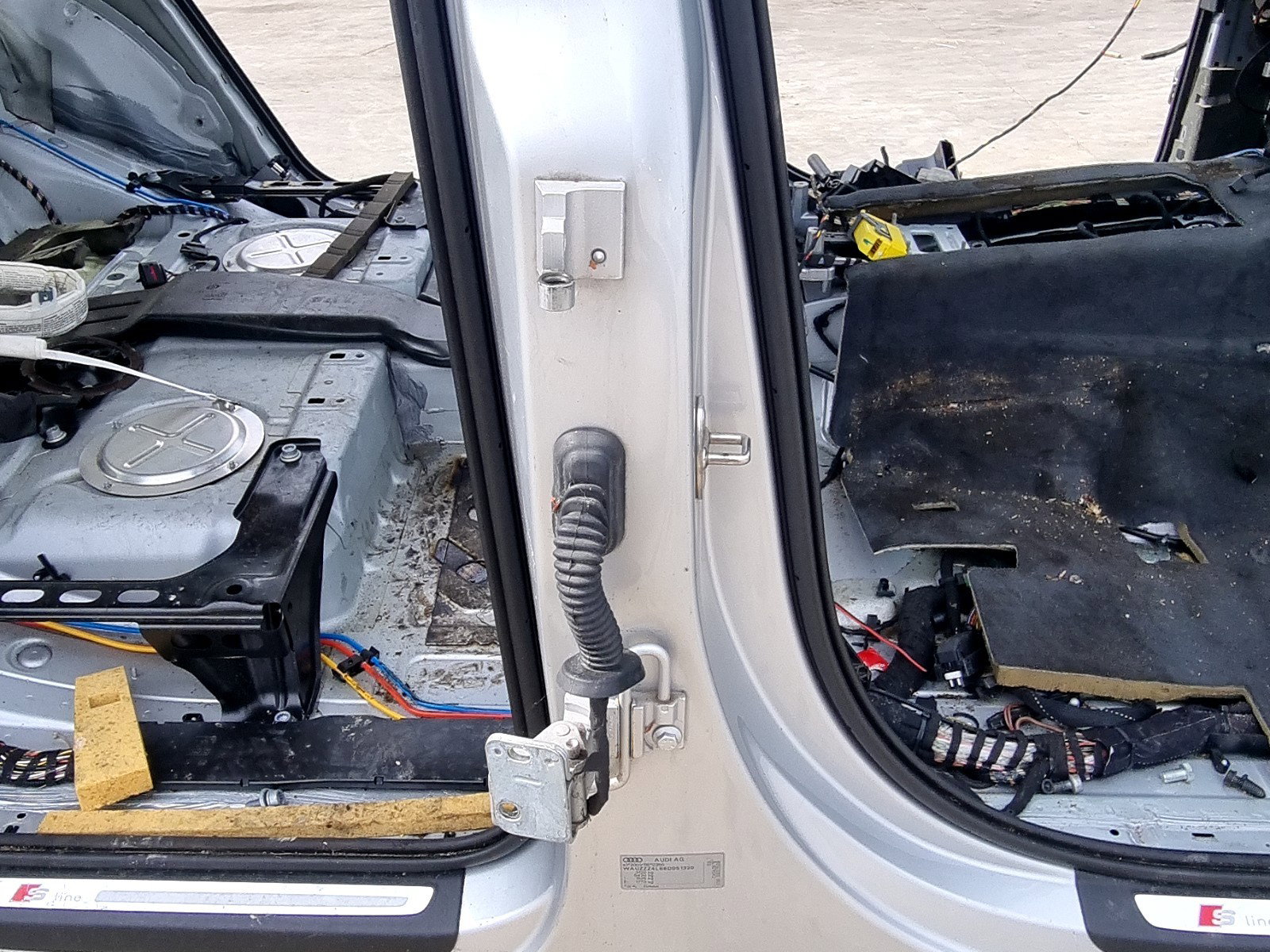 Set balamale usa dreapta spate AUDI Q7 (4LB) [Fabr 2006-2014] 3.0 TDI CASA 176KW / 240CP