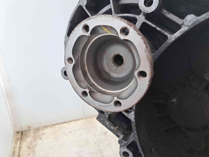 Cutie viteze manuala 6 trepte  Volkswagen Passat B6 (3C2) [Fabr 2005-2010] KDS 2.0 TDI BMN 125KW / 170CP