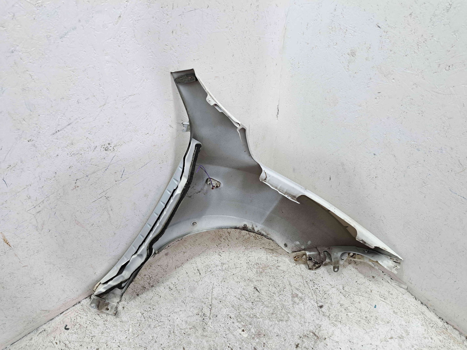 Aripa stanga fata Nissan Juke [Fabr 2010-2014] Hatchback - imagine 4