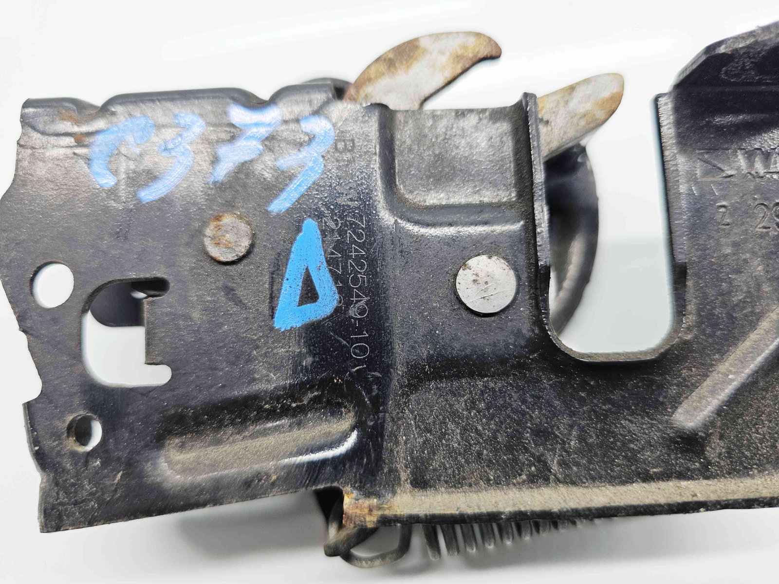 Broasca capota Bmw 1 (F20) [Fabr 2011-2017] - imagine 4