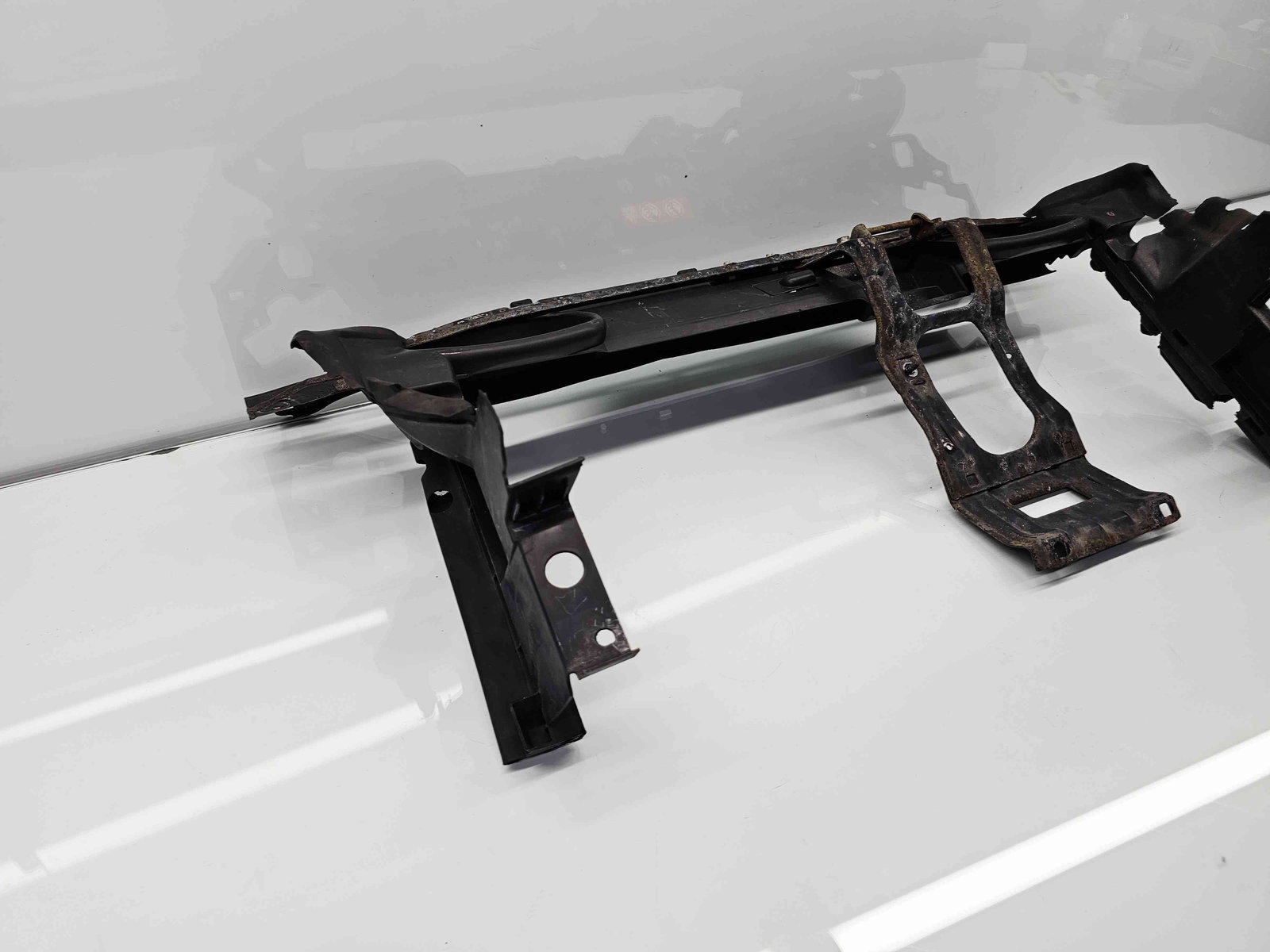 Capac trager Mercedes Clasa CLK (C209) [Fabr 2002-2009] - imagine 2