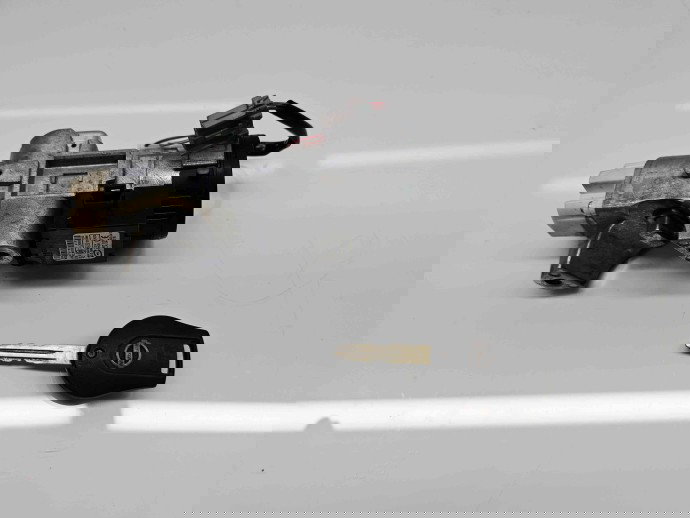  Contact cu cheie Nissan Juke [Fabr 2010-2014] Hatchback 4419A-MW1014 1.6 Benz HR16DE86KW / 117CP