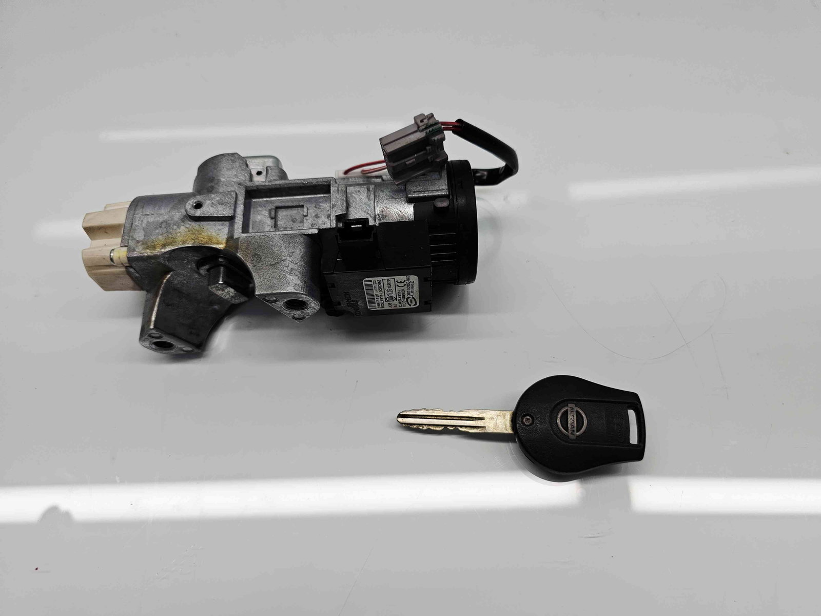 Contact cu cheie Nissan Juke [Fabr 2010-2014] Hatchback 4419A-MW1014 1.6 Benz HR16DE86KW / 117CP - imagine 3