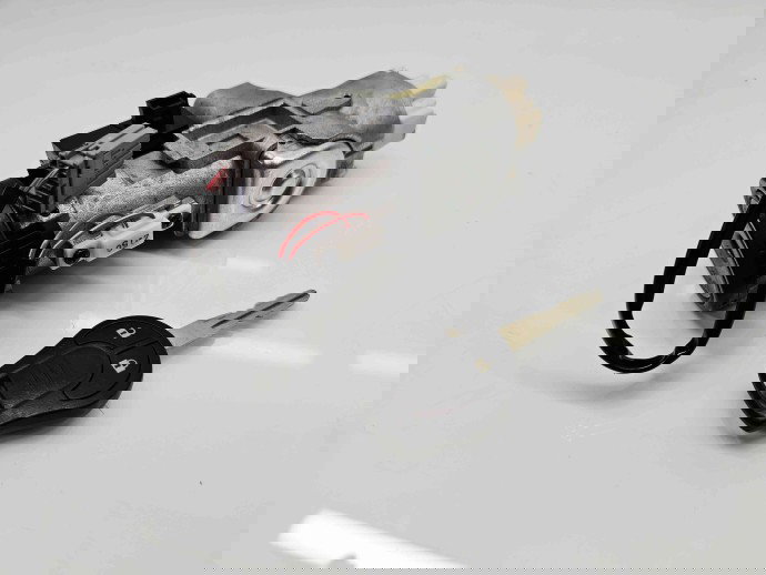  Contact cu cheie Nissan Juke [Fabr 2010-2014] Hatchback 4419A-MW1014 1.6 Benz HR16DE86KW / 117CP