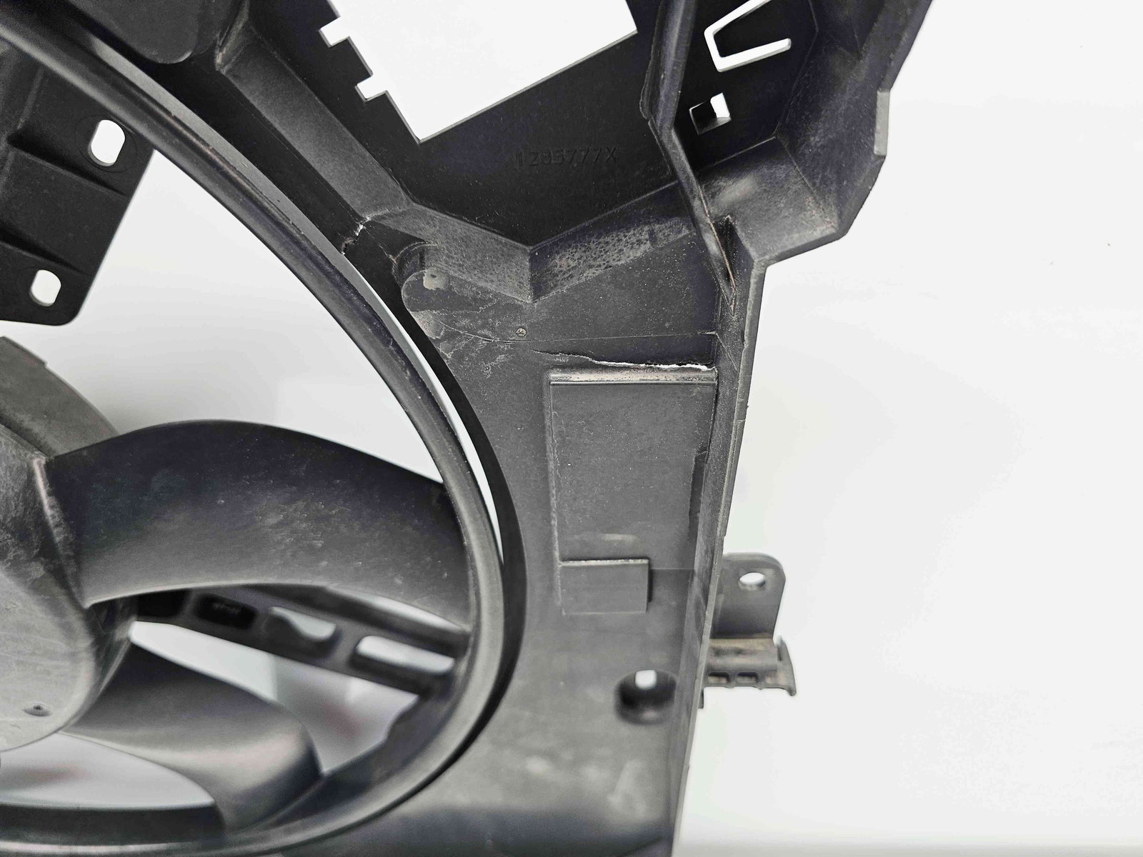 Electroventilator SMART Fortwo Coupe (W453) [Fabr 2014-2019] OEM 1.0 Benz 281920 52KW / 71CP - imagine 3