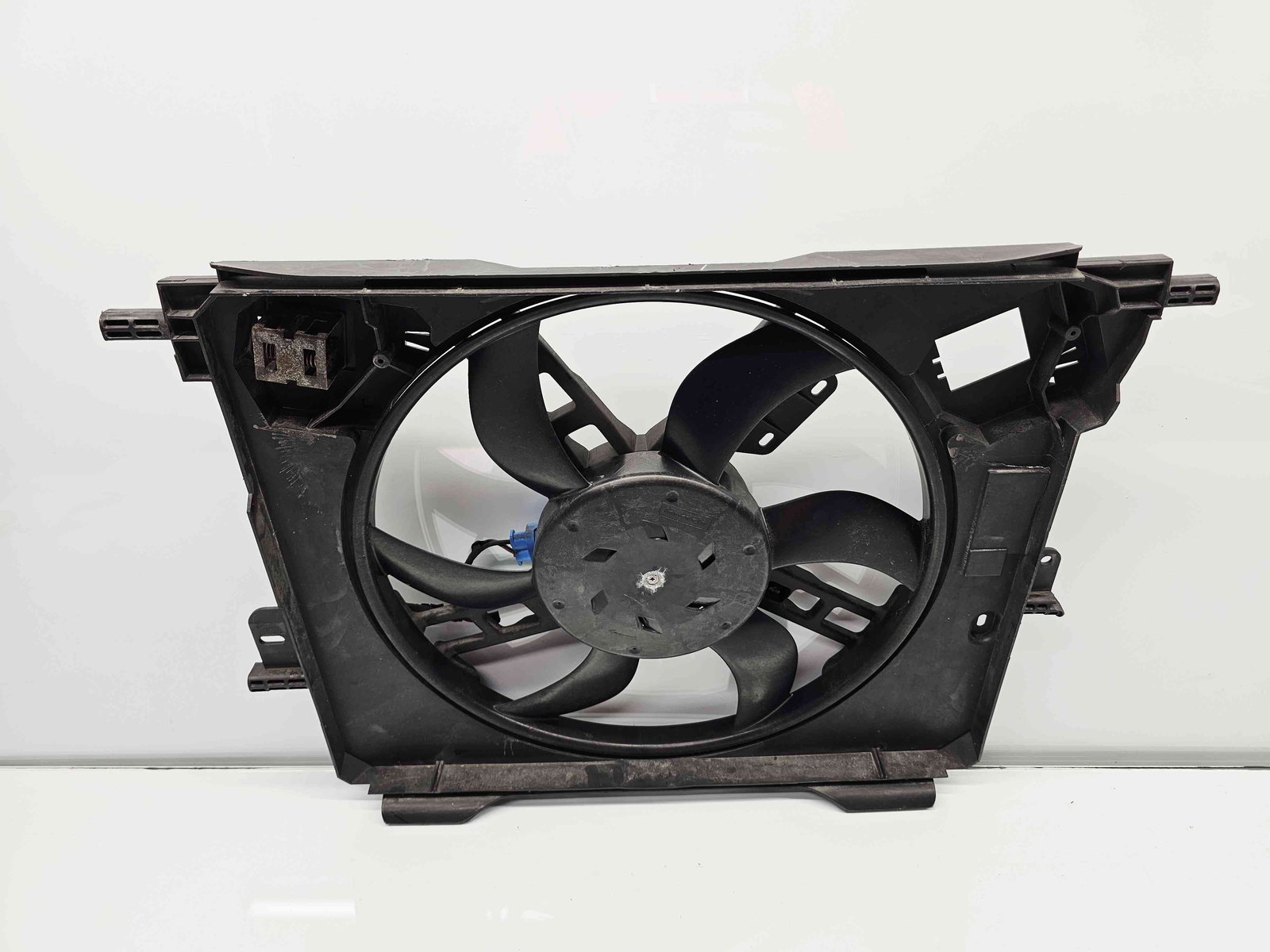 Electroventilator SMART Fortwo Coupe (W453) [Fabr 2014-2019] OEM 1.0 Benz 281920 52KW / 71CP - imagine 5