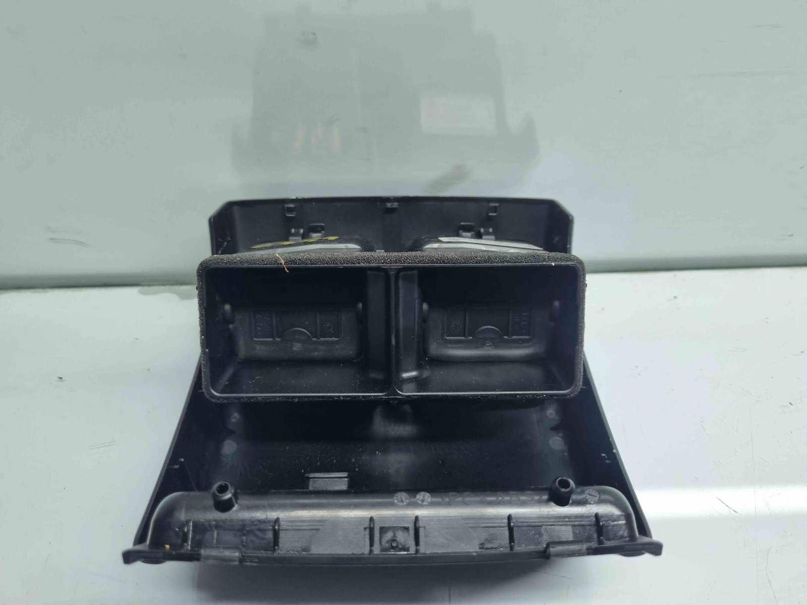 Grila aerisire spate Mercedes Clasa C Coupe (C204) Facelift AMG [Fabr 2011-2015] A 204 830 03 54 - imagine 4