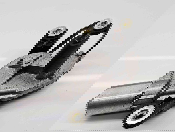  Motoras stergator haion Volkswagen Touran II (1T3) [Fabr 2010-2015] 5K6955711B