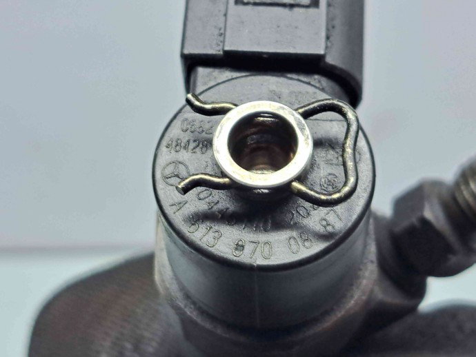 Injector Mercedes Clasa ML (W163) [Fabr 1998-2005] A6130700887 2.7 CDI 612963   