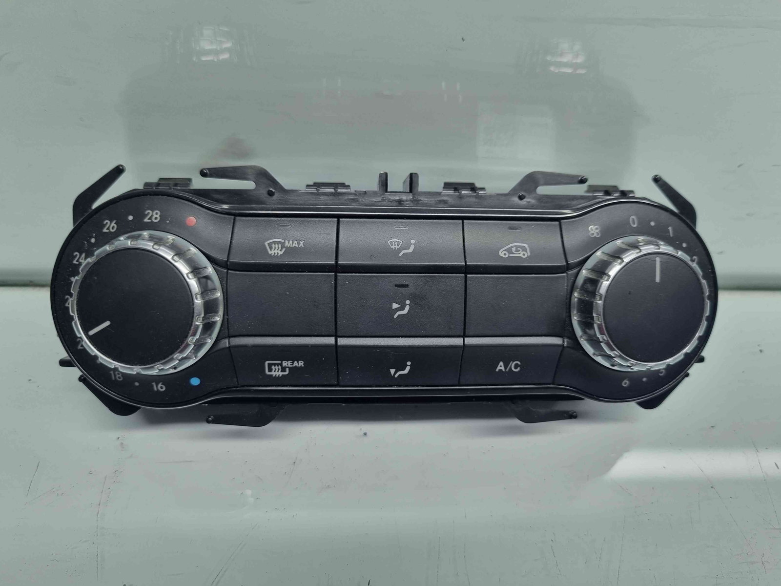 Panou comanda clima Mercedes Clasa A (W176) [Fabr 2012-2018] A246 901 07 05 - imagine 1