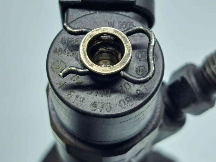 Injector Mercedes Clasa ML (W163) [Fabr 1998-2005] A6130700887 2.7 CDI 612963   
