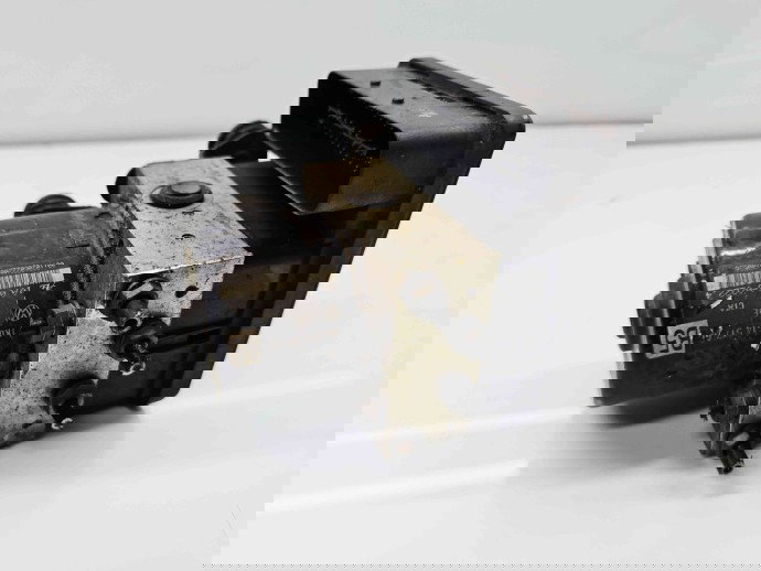 Pompa ABS Volkswagen Touran (1T1, 1T2) [Fabr 2003-2010] Facelift 1K0614517AC 1.9 TDI BLS 77KW / 105CP