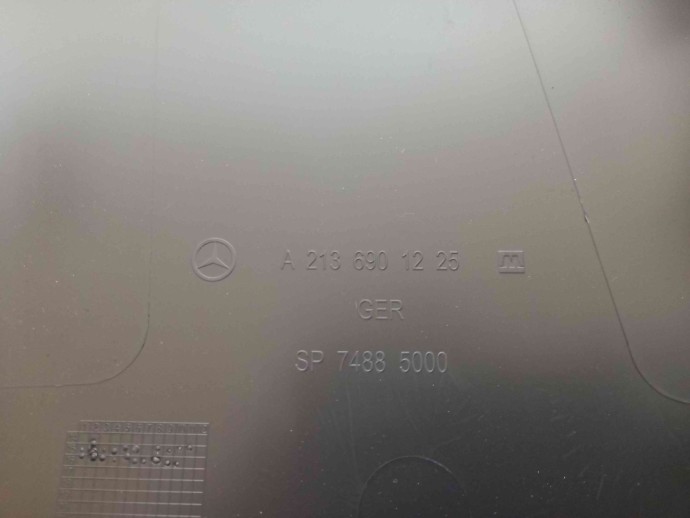 Ornament stalp A2136901225 Mercedes E220 W213 2.0 2016-2021