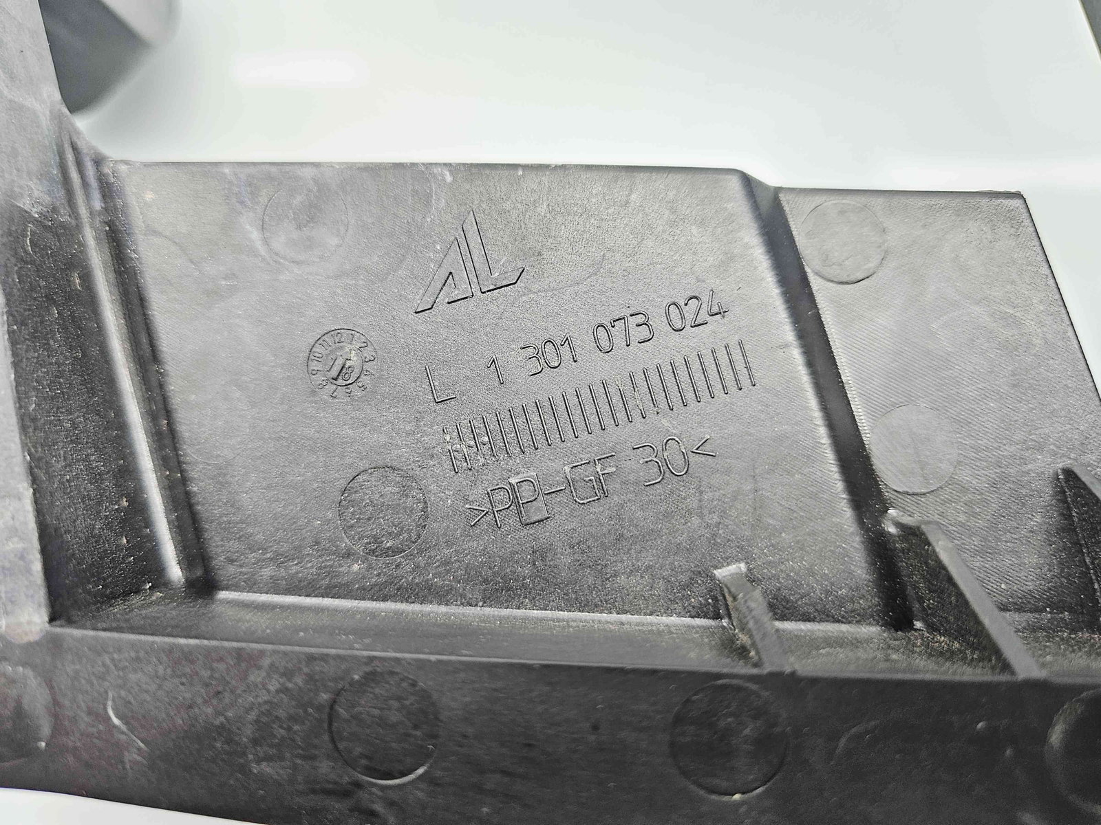 Suport far stanga Bmw X3 (E83) [Fabr 2003-2009] Facelift - imagine 1