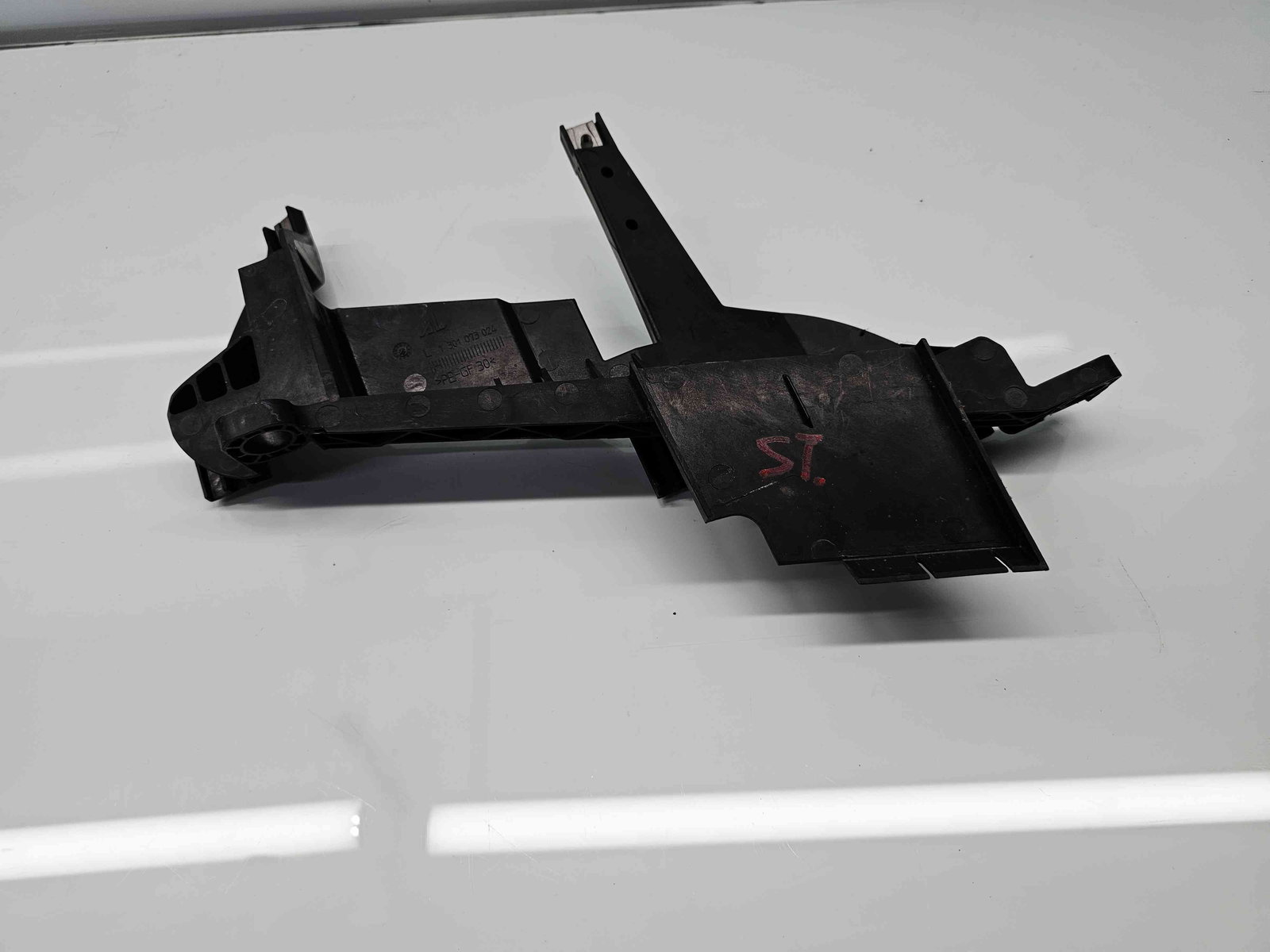 Suport far stanga Bmw X3 (E83) [Fabr 2003-2009] Facelift - imagine 3