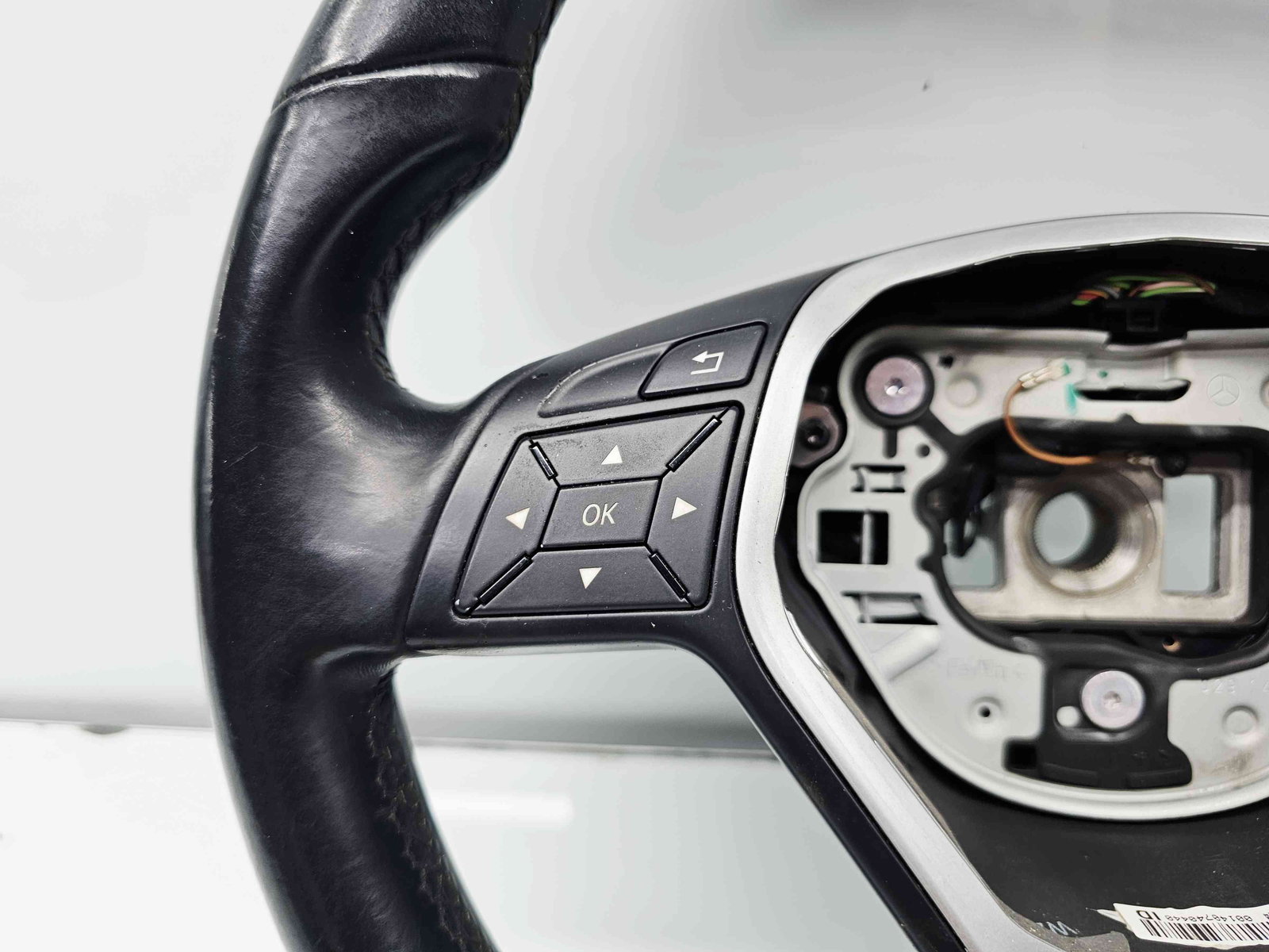 Volan Mercedes Clasa A (W176) [Fabr 2012-2018] A2464603803 - imagine 6