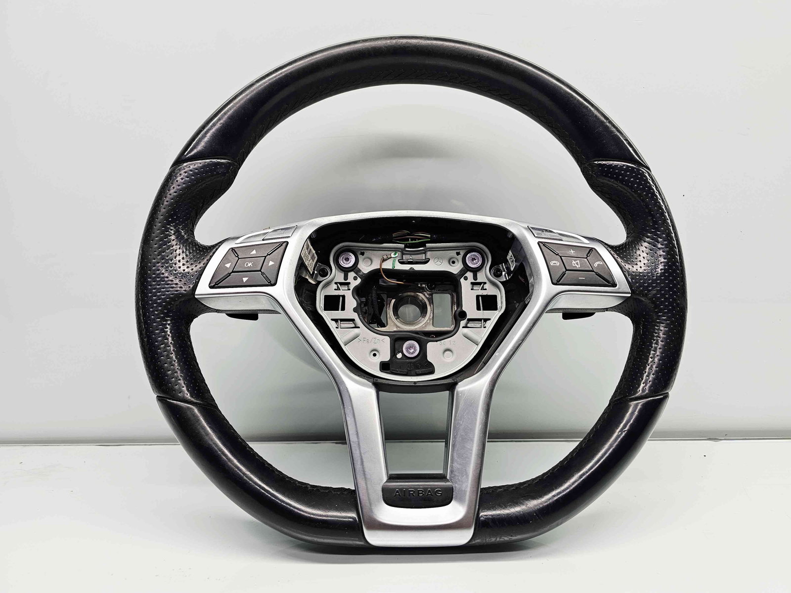 Volan Mercedes Clasa C Coupe (C204) Facelift AMG [Fabr 2011-2015] A1724604203 - imagine 2