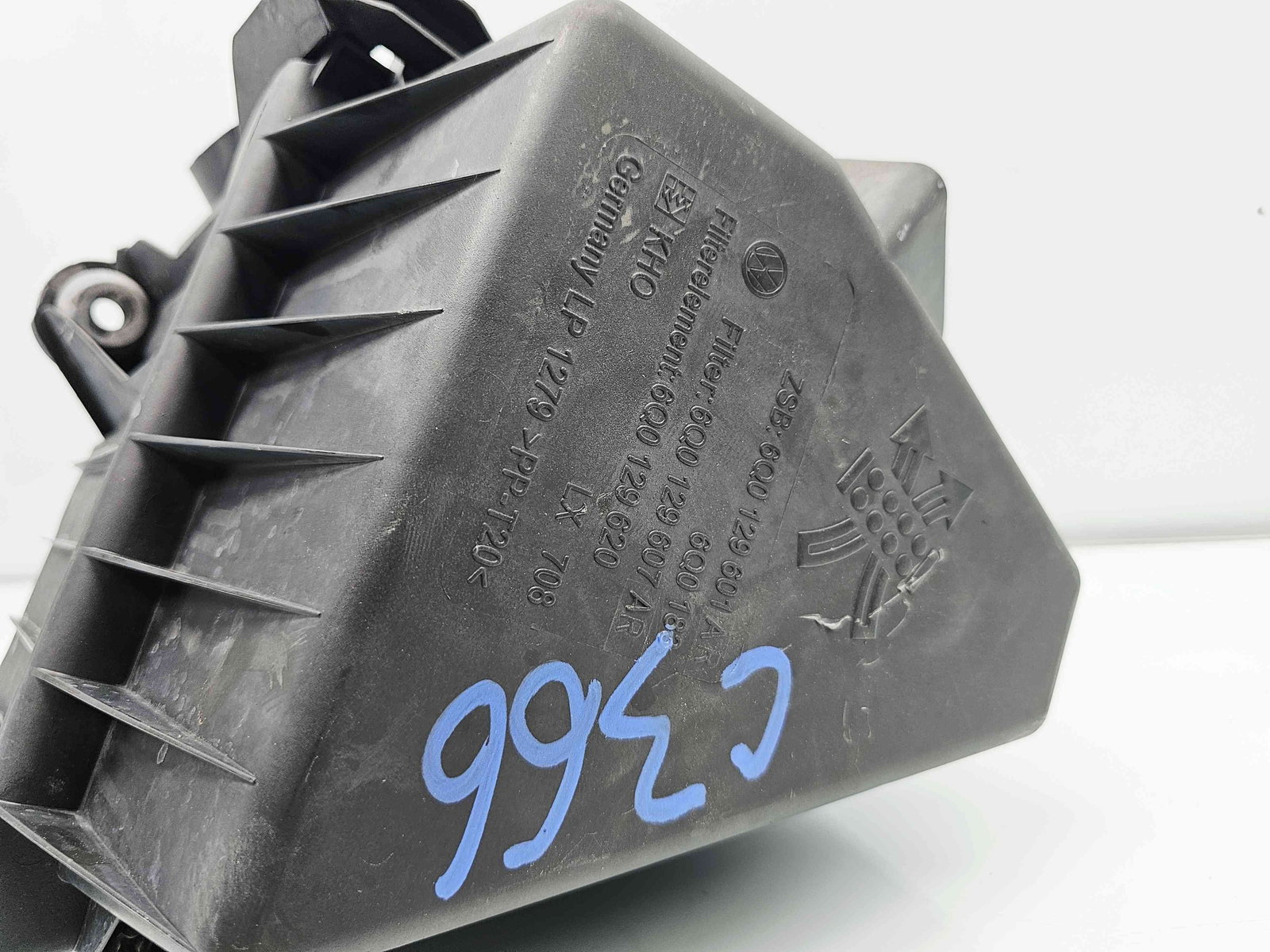 Carcasa filtru aer Skoda Fabia 2 (5J, 542) [Fabr 2007-2014] 6Q0129601AR 1.4 TDI BNV 59KW / 80CP - imagine 2