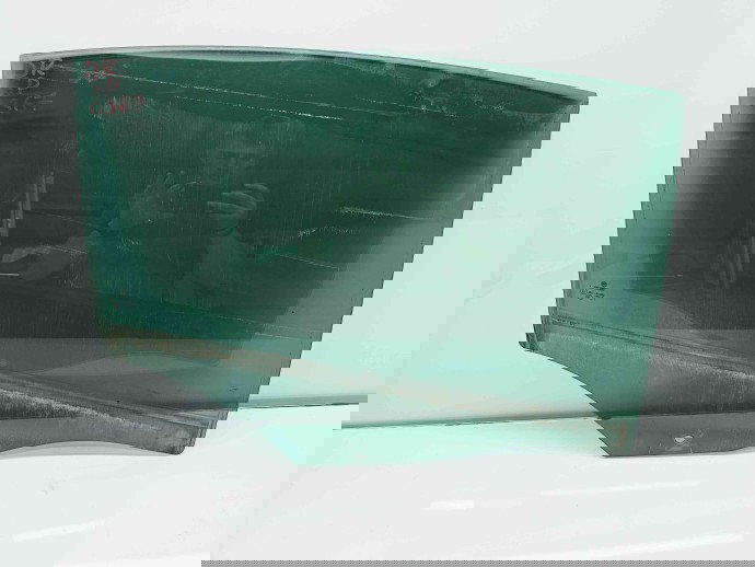 Geam usa dreapta spate Volkswagen Passat B8 (3G2) [Fabr 2015-prezent]