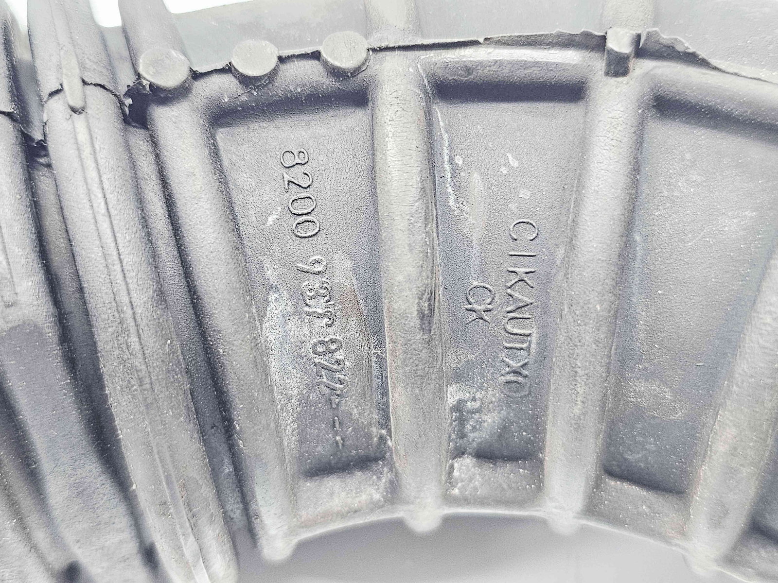 Tub admisie aer Renault Megane 3 (B95) [Fabr 2008-2016] 8200937822 1.6 B K4M848 74KW / 101CP - imagine 4