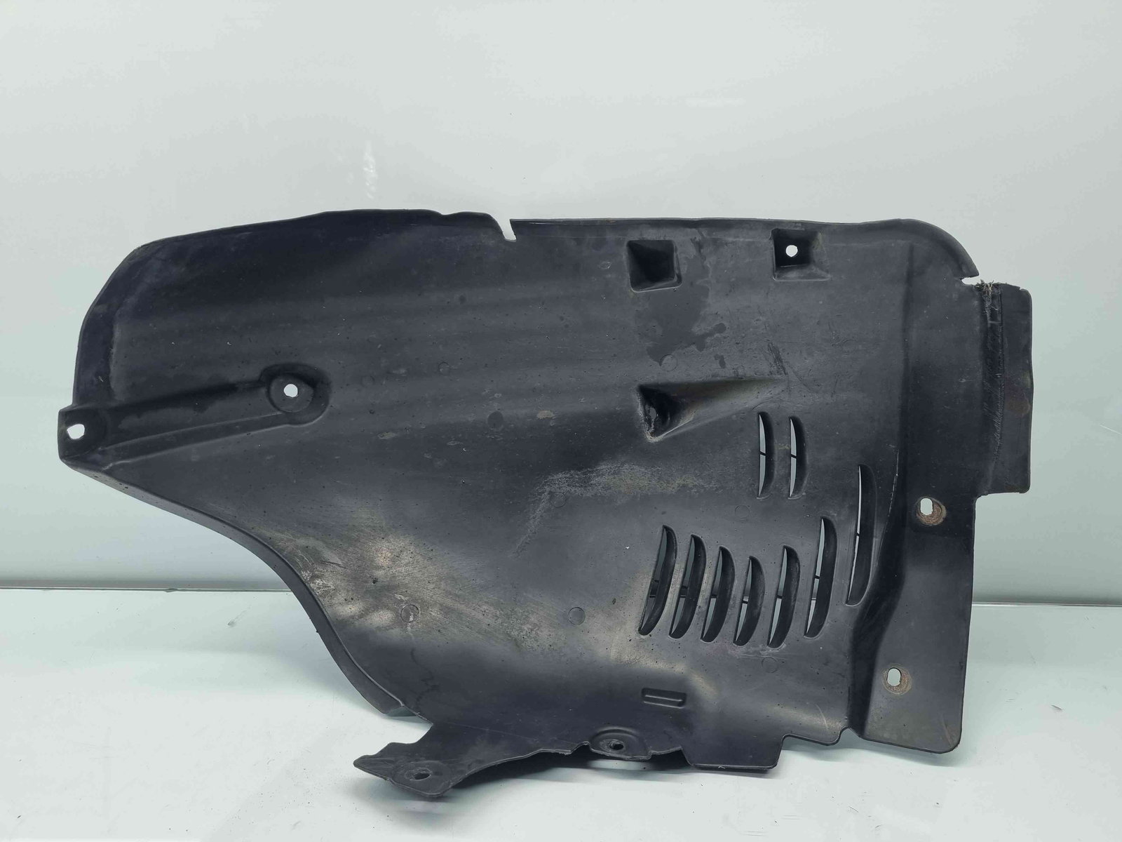 Carenaj roata dreapta fata Mercedes Clasa E T-Model (S211) [Fabr 2003-2009] Facelift - imagine 1