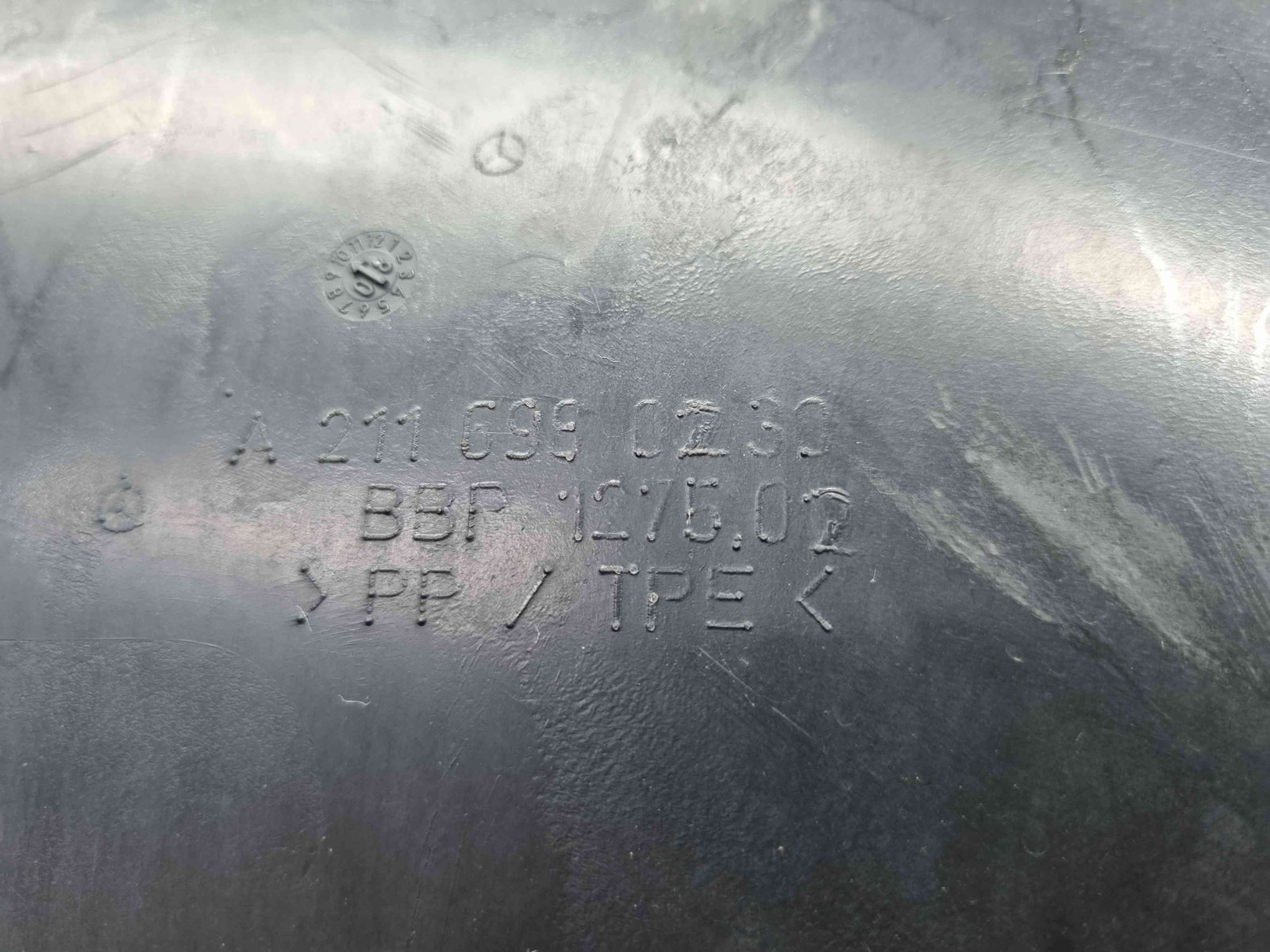 Carenaj roata dreapta fata Mercedes Clasa E T-Model (S211) [Fabr 2003-2009] Facelift - imagine 3