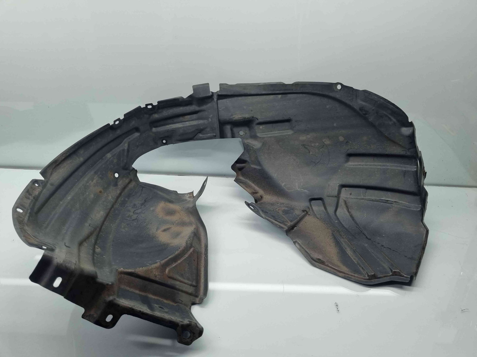 Carenaj roata dreapta fata Nissan Juke [Fabr 2010-2014] Hatchback - imagine 1