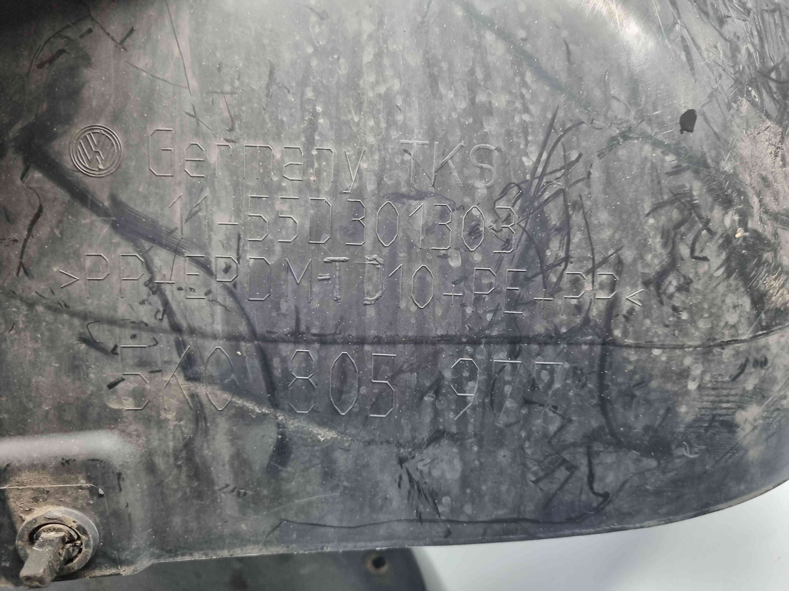 Carenaj roata stanga fata Volkswagen Golf 6 (5K1) [Fabr 2009-2013] - imagine 2