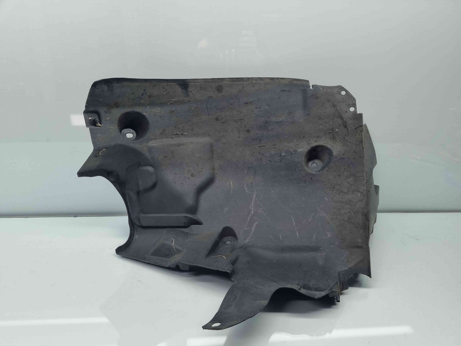 Carenaj roata stanga fata Mercedes Clasa C Coupe (C204) Facelift AMG [Fabr 2011-2015] - imagine 3