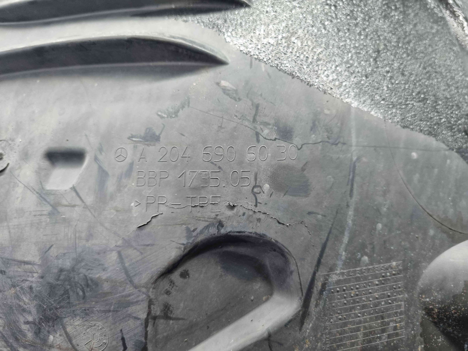 Carenaj roata stanga fata Mercedes Clasa C Coupe (C204) Facelift AMG [Fabr 2011-2015] - imagine 3