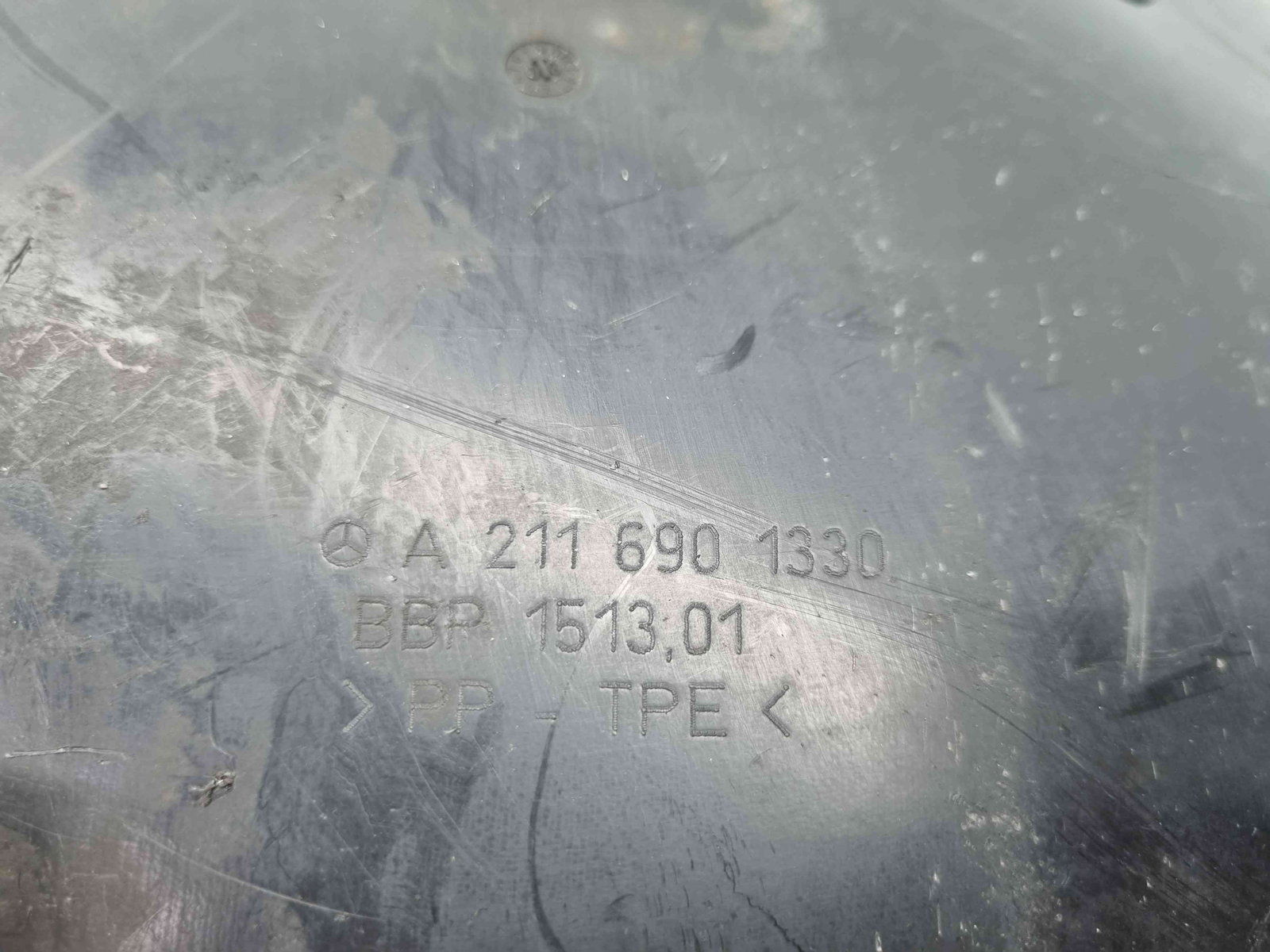 Carenaj roata stanga fata Mercedes Clasa E T-Model (S211) [Fabr 2003-2009] Facelift - imagine 4