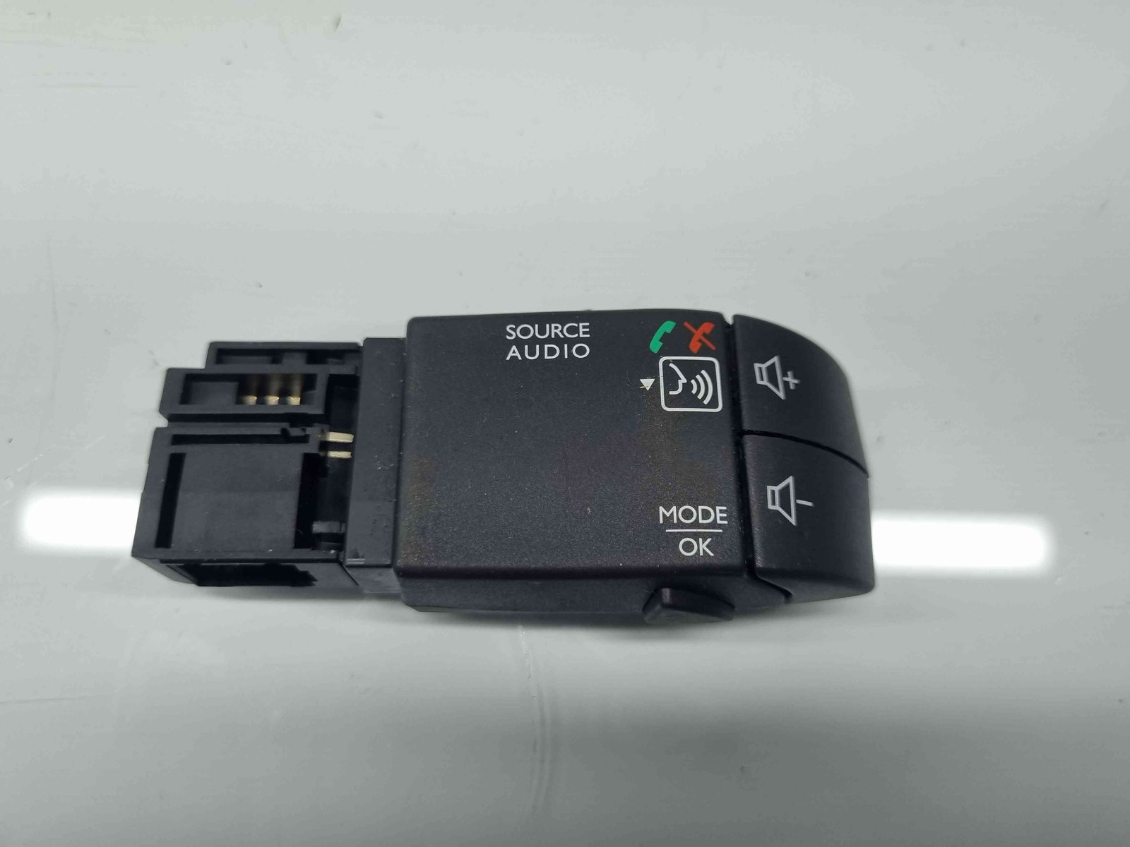 Comenzi volan Dacia Sandero 2 [Fabr 2012-prezent] OEM - imagine 3